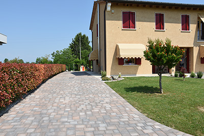 passo carrabile anticato viale carrabile