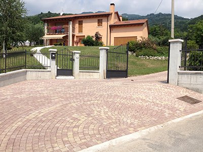 posa masselli antichizzati per esterno abitazione