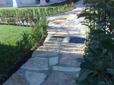 pavimentazione giardino con pietre naturali